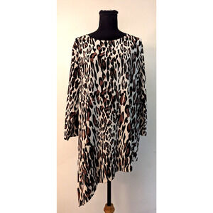 Travelers By Chico's sz 3 Top Slinky Asymmetrical animal print P3